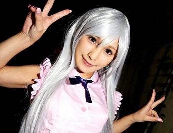 エリザベスコスプレで風俗プレイ